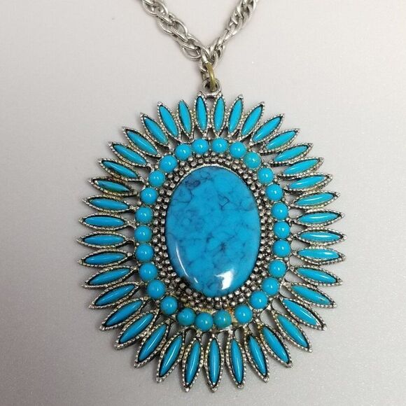 Vintage Faux Turquoise Radiant Oval Pendant and Long Silver Tone Chain, Estate - Picture 3 of 9